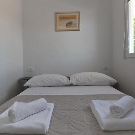 Apartment With Terrace And Sea View - Lucic تروغير المظهر الخارجي الصورة
