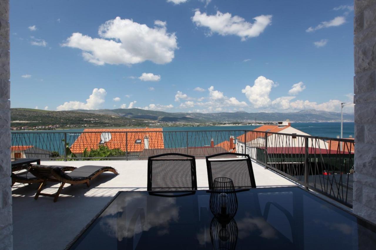 Apartment With Terrace And Sea View - Lucic تروغير المظهر الخارجي الصورة