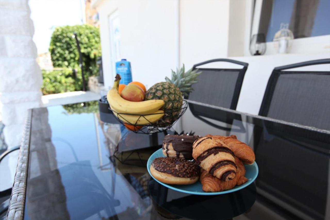 Apartment With Terrace And Sea View - Lucic تروغير المظهر الخارجي الصورة