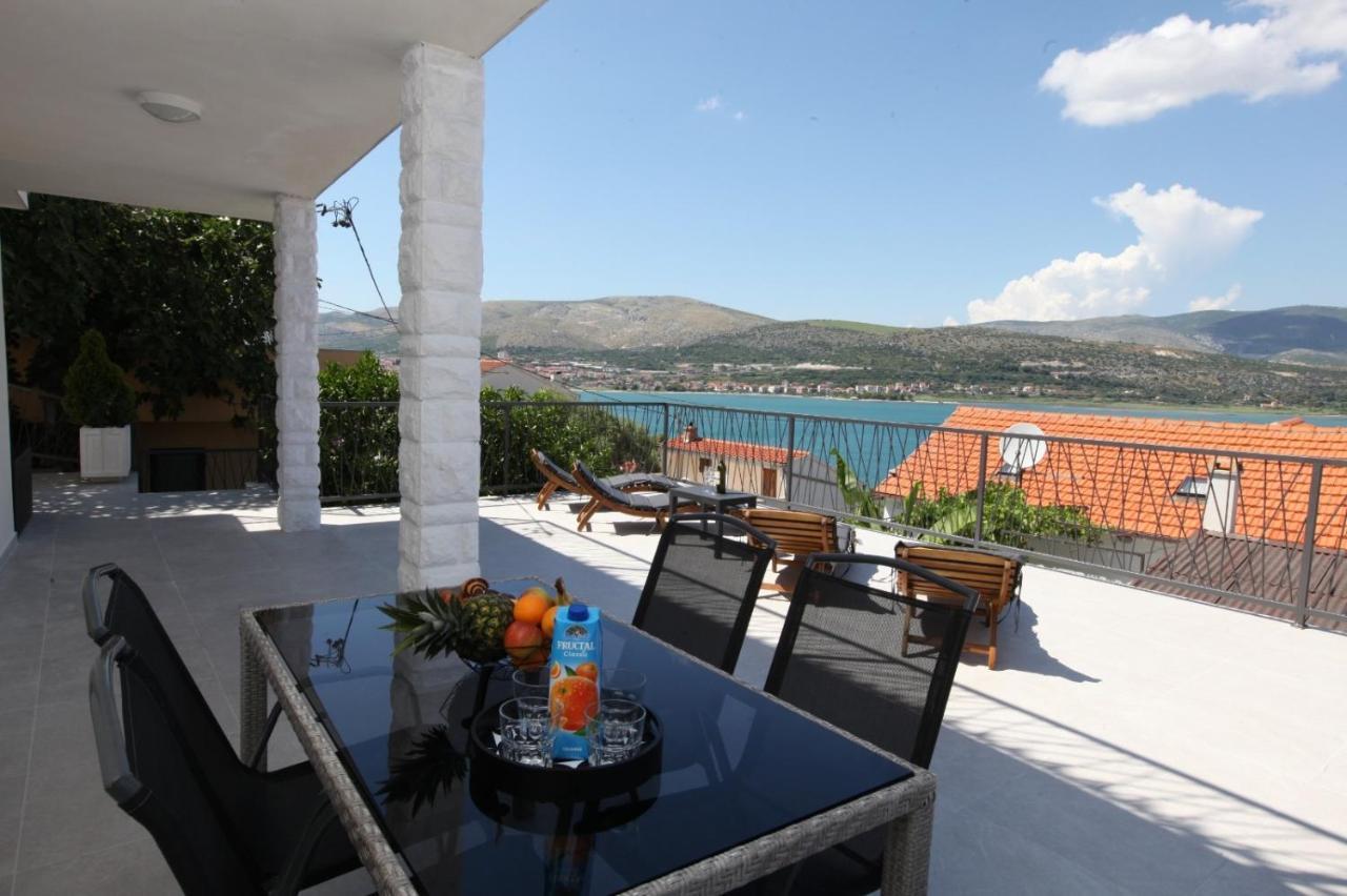 Apartment With Terrace And Sea View - Lucic تروغير المظهر الخارجي الصورة
