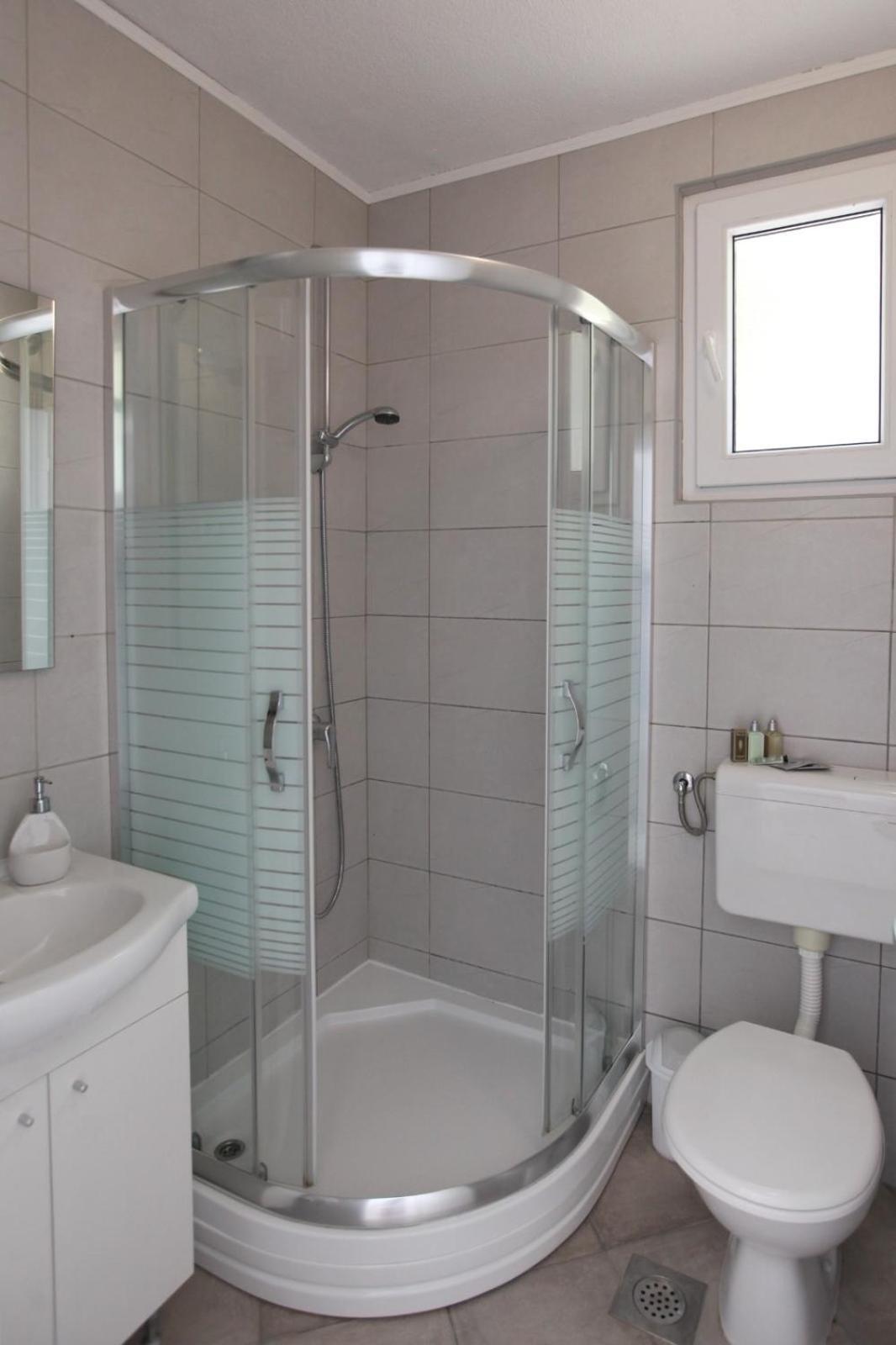 Apartment With Terrace And Sea View - Lucic تروغير المظهر الخارجي الصورة