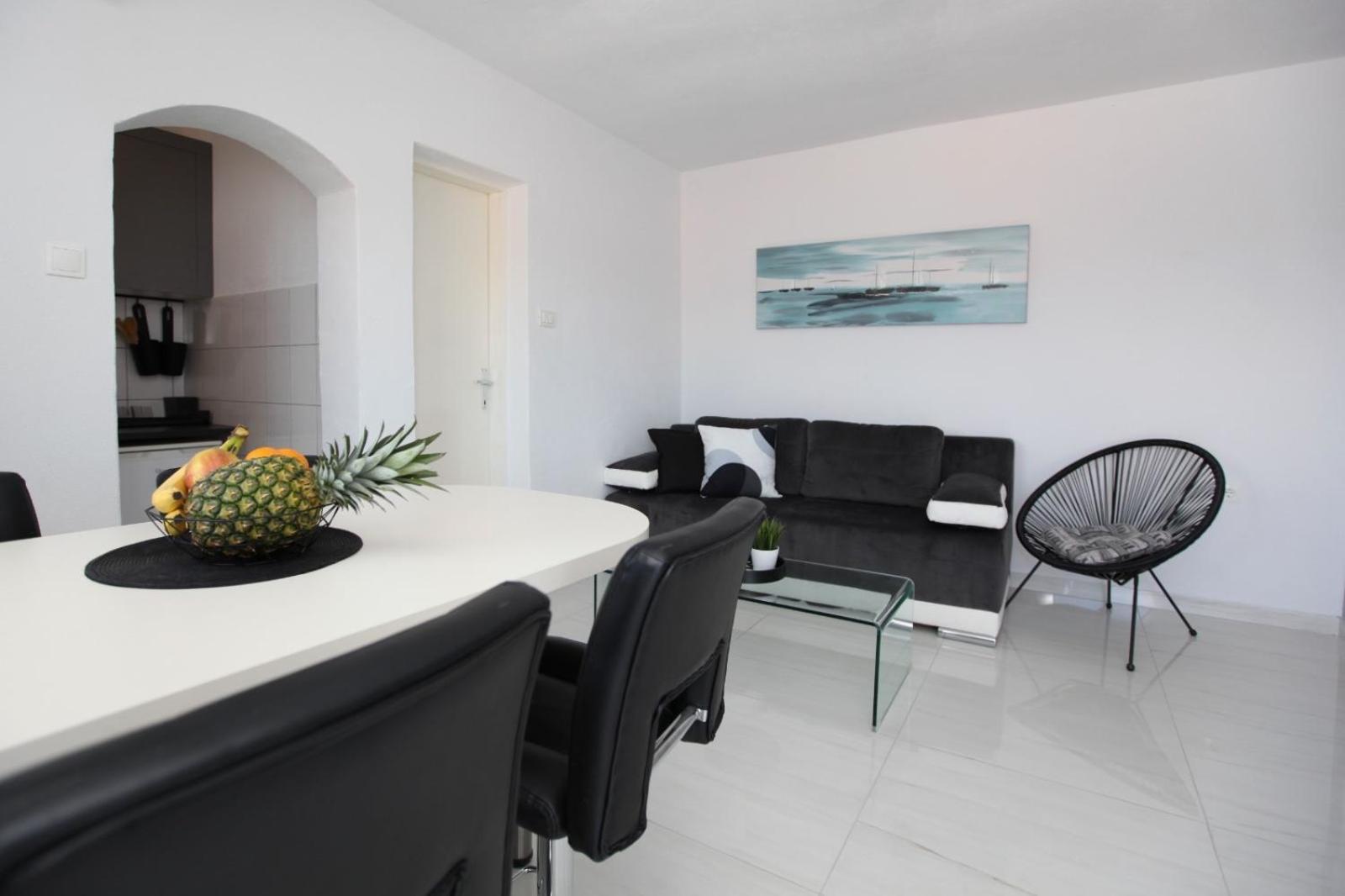 Apartment With Terrace And Sea View - Lucic تروغير المظهر الخارجي الصورة